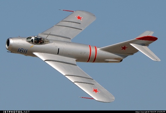 Истребитель МИГ-17